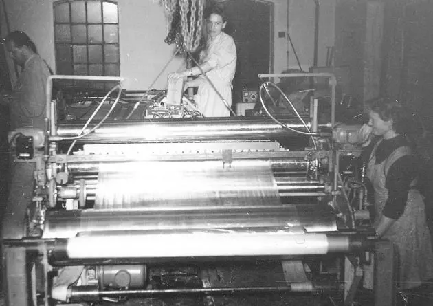 first film converting machine Image